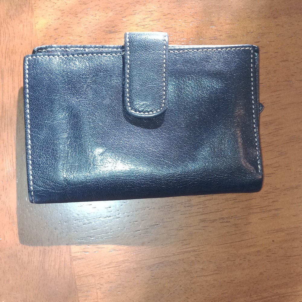 Tusk brand Madison wallet